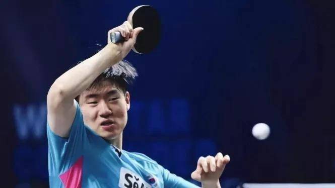 韩国羽毛球队翻盘马来西亚羽毛球队，辛杜制霸全场