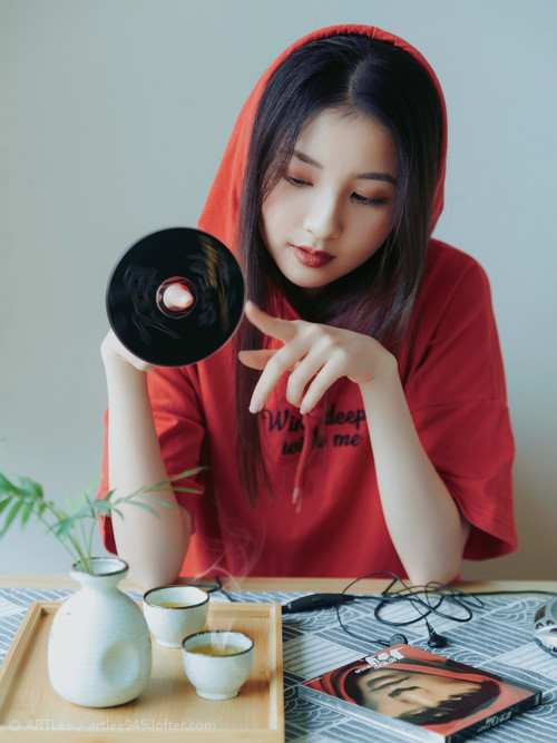 双星闪耀，阿什拉夫世界波破局，智利团队风暴压制波斯铁骑